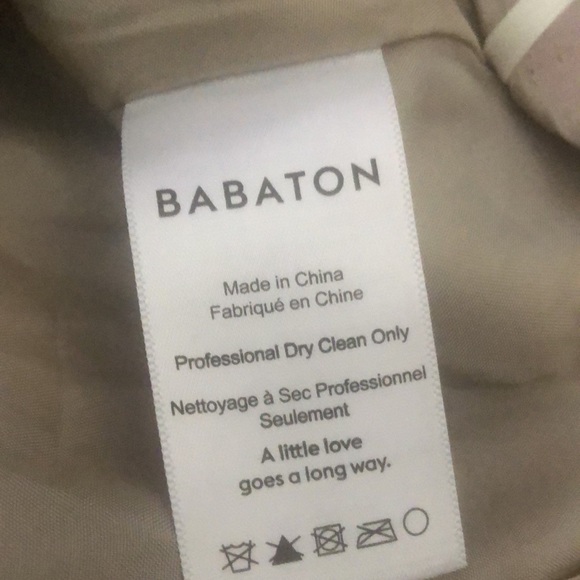 Aritzia babaton high rise pleated beige shorts - Picture 7 of 9